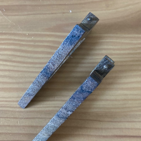 Wooden earring - Picture 4 of 5